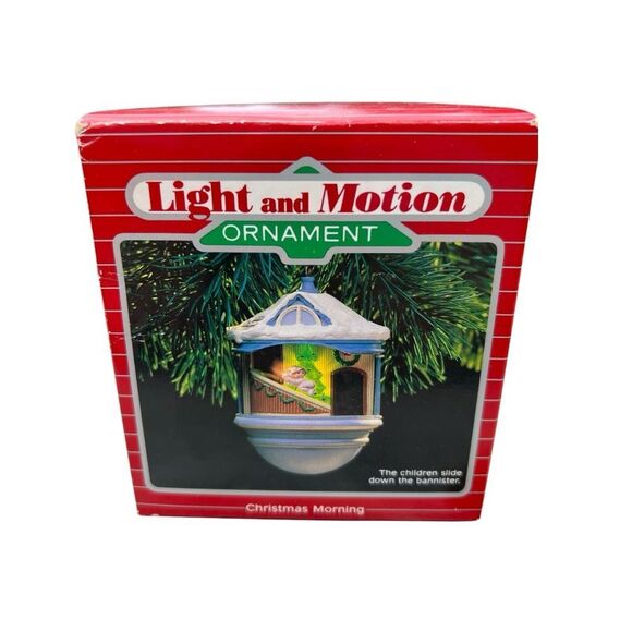 1987 Hallmark Keepsake Light‎ and Motion Ornament Christmas Morning vintage - Picture 1 of 2
